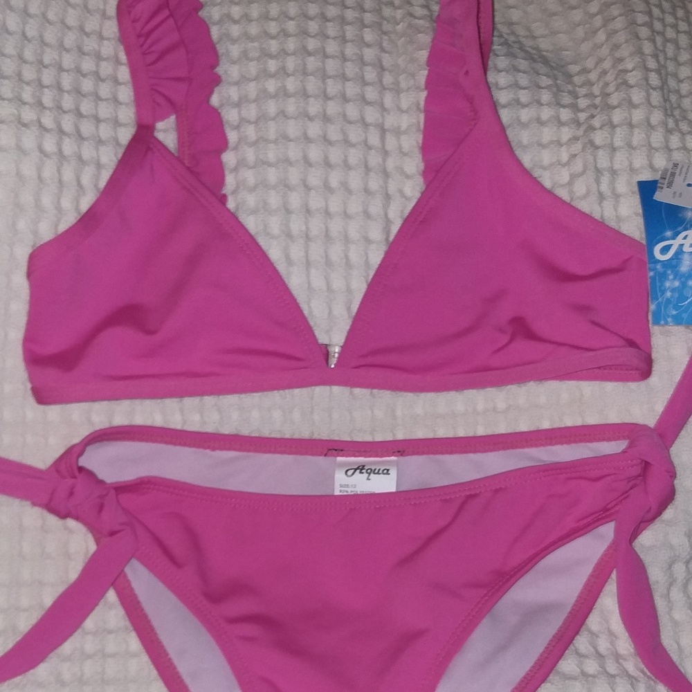 Girl swimsuit